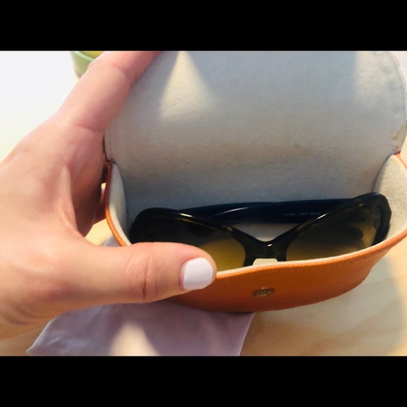 🕶👠Tory Burch polarized sunglasses, cat-eye shape - Picture 5 of 8